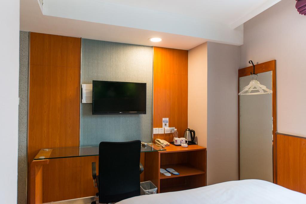 Hanting Express Shanghai South Shanxi Road 上海 外观 照片